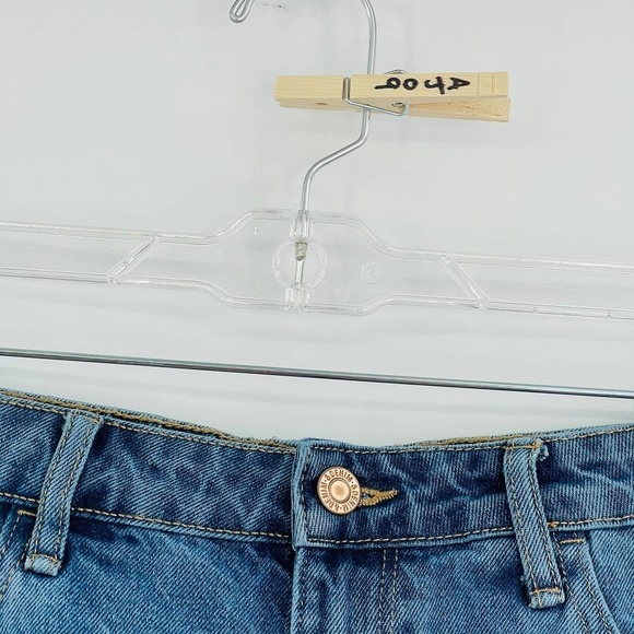 & Denim regular waist cuffed jean shorts - Picture 10 of 11